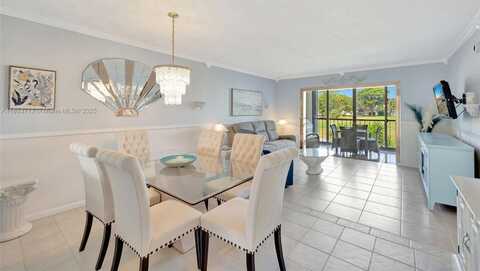 7847 Golf Cir Dr, Margate, FL 33063
