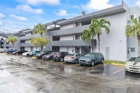 8841 W Flagler St, Miami, FL 33174