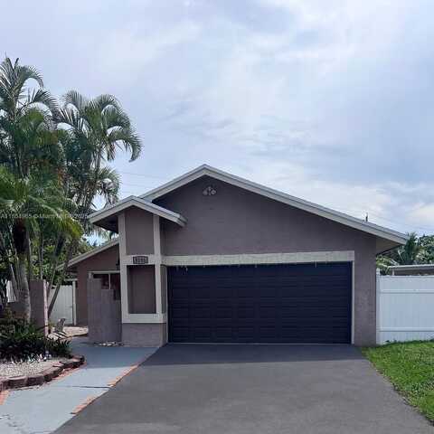 8195 SW 24th Pl, Miramar, FL 33025