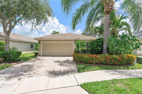 12077 SW 7th St, Pembroke Pines, FL 33025