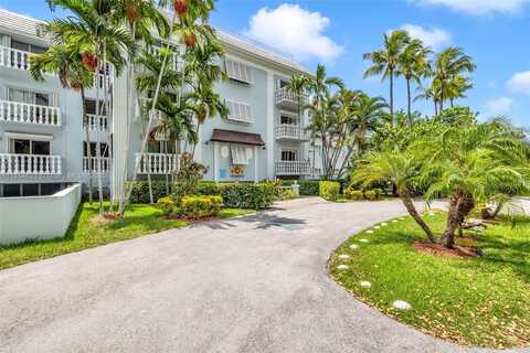 1150 Madruga Ave, Coral Gables, FL 33146