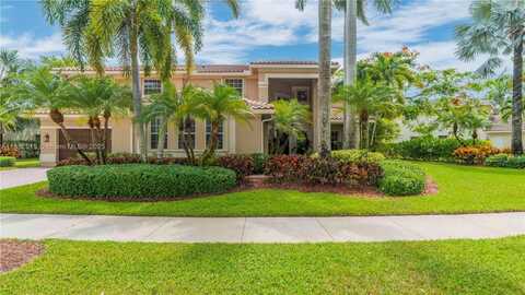 1020 Nautica Dr, Weston, FL 33327