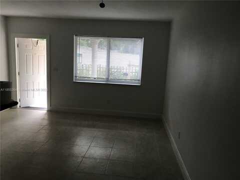 undefined, North Miami, FL 33161