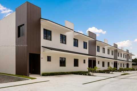 536 NW 7th St, Florida City, FL 33034