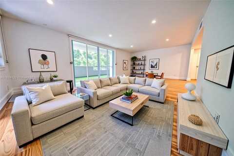 121 Crandon Blvd, Key Biscayne, FL 33149