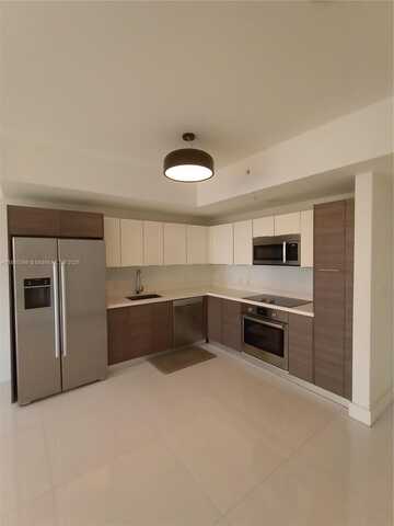 1010 SW 2nd Ave, Miami, FL 33130
