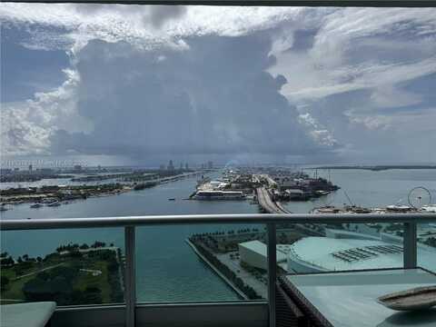 900 Biscayne Blvd, Miami, FL 33132