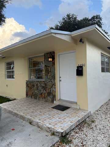 5290 NW 2nd Ter, Miami, FL 33126