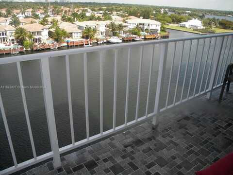 1410 S Ocean Dr, Hollywood, FL 33019