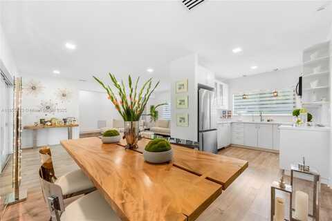 9055 SW 80th Ave, Miami, FL 33156
