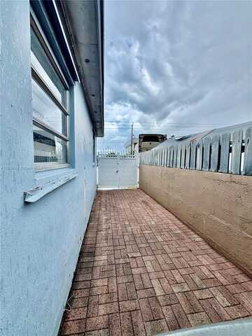 734 E 41st St, Hialeah, FL 33013