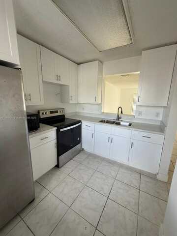 8700 N Sherman Cir, Miramar, FL 33025