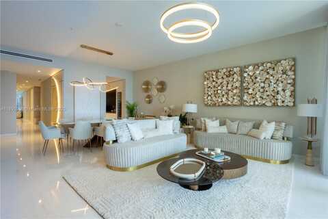 300 Biscayne Boulevard Way, Miami, FL 33131