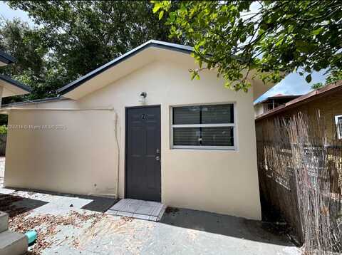 1872 NW 1st St, Miami, FL 33125