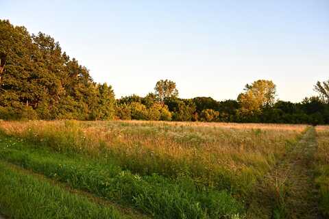 N8551 River Rd, Oconomowoc, WI 53066