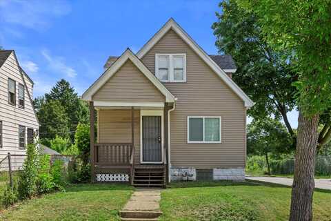 4702 N 35th St, Milwaukee, WI 53209