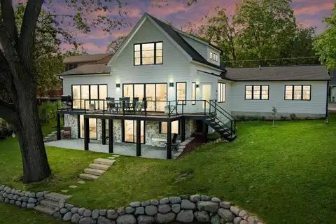 W345n5746 Road G -, Oconomowoc, WI 53066