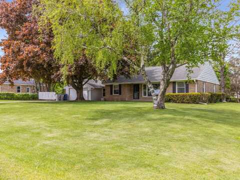 6043 N 118th St, Milwaukee, WI 53225