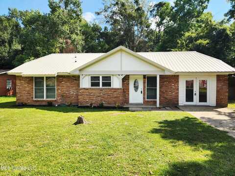 15316 Anderson Drive, Biloxi, MS 39532