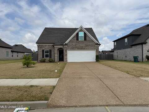 8737 Lois Lane, Southaven, MS 38672