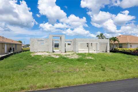 191 TOURNAMENT ROAD, ROTONDA WEST, FL 33947