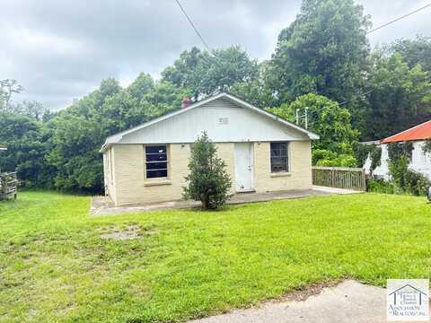 1147 Pine Hall Rd, Martinsville, VA 24112