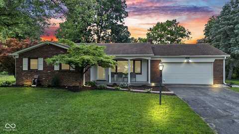 718 Chapel Hill E Drive, Indianapolis, IN 46214