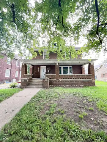525 S 4th Street, Clinton, IN 47842
