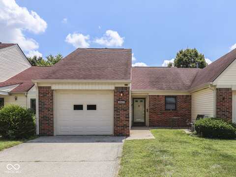 6407 Friendship Circle, Indianapolis, IN 46268