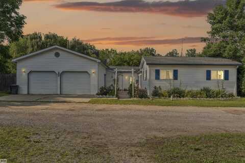4187 Pleasant, Attica, MI 48412