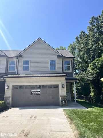 11394 Langfeld, Brighton, MI 48116
