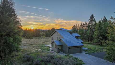 55563 Huntington Road, Bend, OR 97707