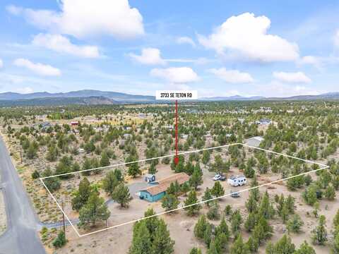 3733 SE Teton Road, Prineville, OR 97754