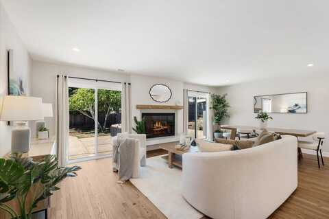 806 Clubhouse DR, APTOS, CA 95003