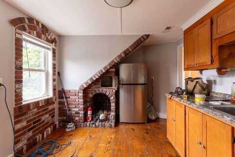 152 East St, North Attleboro, MA 02760