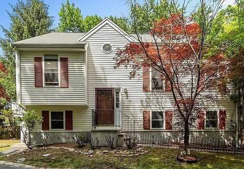 22 Bishop St, Natick, MA 01760