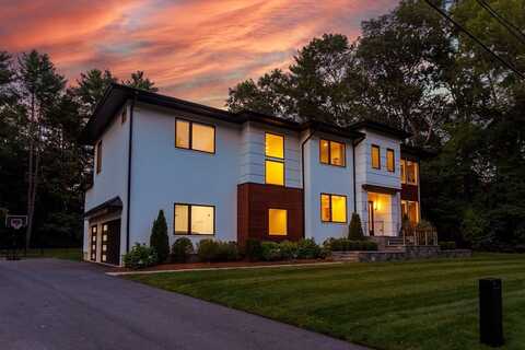 18 Blueberry Lane, Lexington, MA 02420