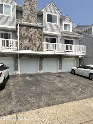 411 Schley Avenue, Toms River, NJ 08755