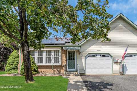 14 Penwood Drive, Whiting, NJ 08759