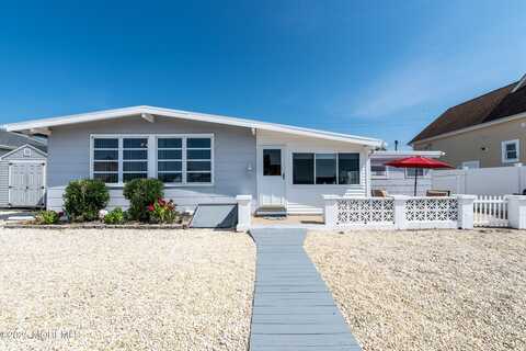 1003 Capstan Drive, Forked River, NJ 08731