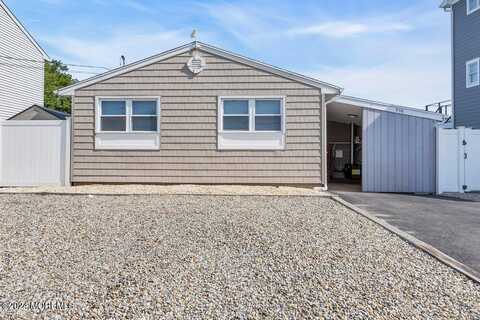 938 Montauk Drive, Lacey, NJ 08734