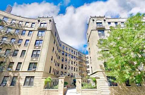779 Riverside Drive, New York (Manhattan), NY 10032
