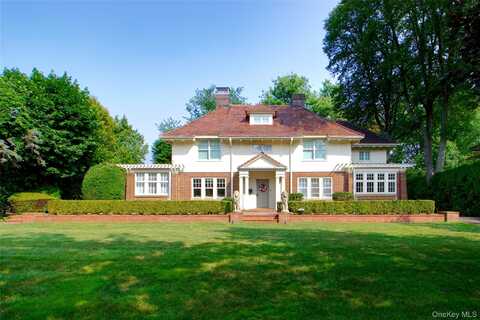 22 Westbury Road, Garden City, NY 11530