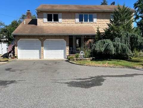 639 Townline Road, Hauppauge, NY 11788