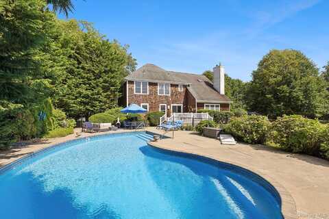 80 Moriches Avenue, East Moriches, NY 11940