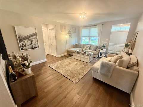 38l Glen Keith, Glen Cove, NY 11542