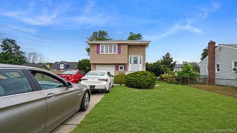 12 Garden Street, Bay Shore, NY 11706