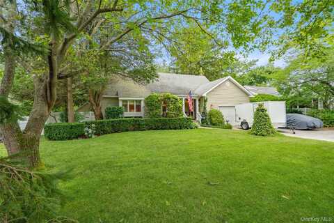 126 Siegel Boulevard, Babylon, NY 11702