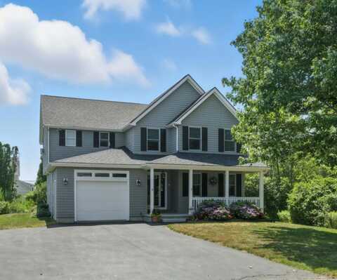 8 Bayberry Avenue, Kennebunk, ME 04043