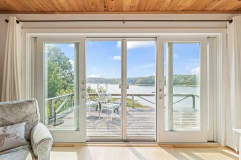 12 Ash Cove Road S, Harpswell, ME 04079
